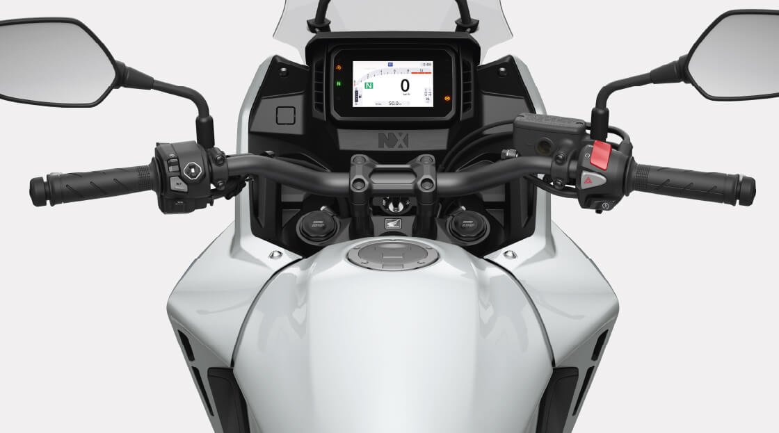 NX500 fuel tank and cockpit